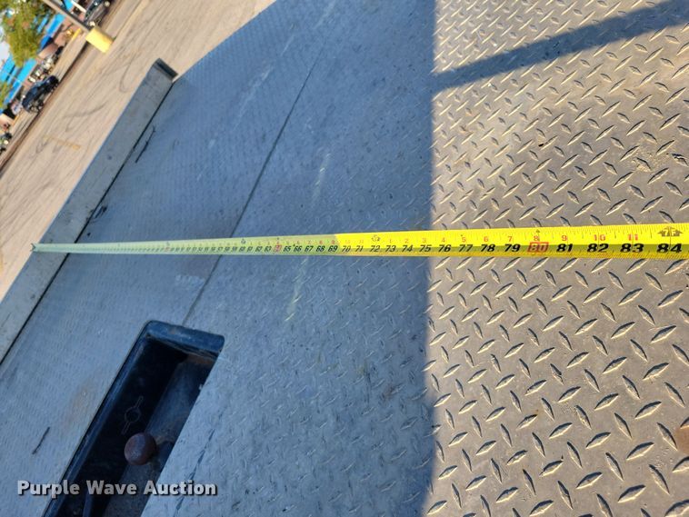 image for item DZ6482 2013 Ford F350 Super Duty SuperCab flatbed pickup truck