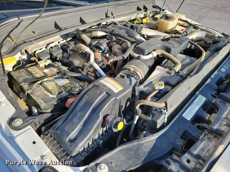 image for item DZ6482 2013 Ford F350 Super Duty SuperCab flatbed pickup truck