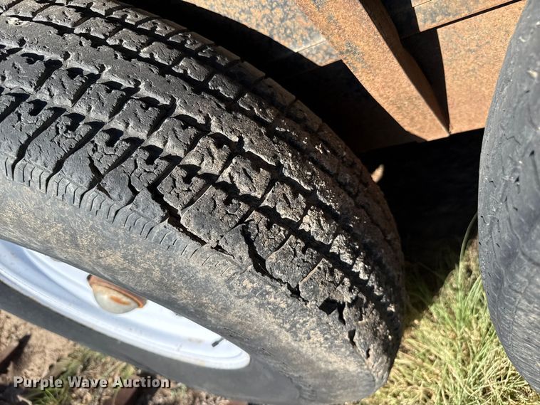 image for item DZ8938 2011 Neal tilt deck equipment trailer