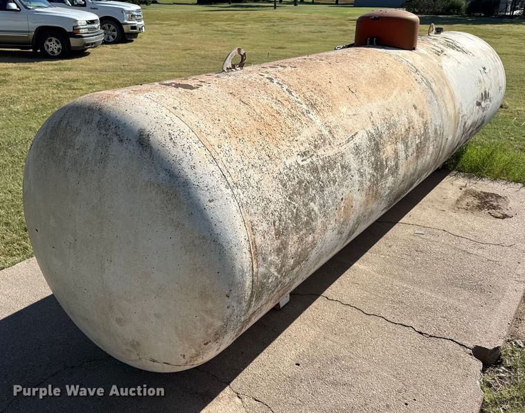 image for item DZ8941 Propane tank