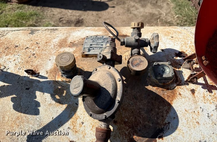 image for item DZ8941 Propane tank