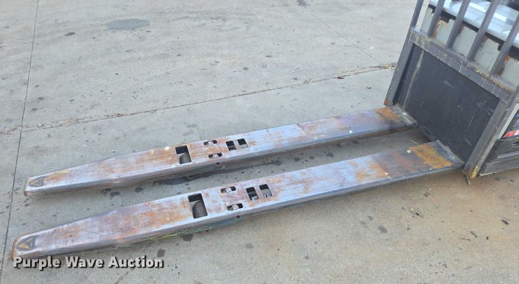 image for item EB1018 Crown PE4500-60 pallet jack