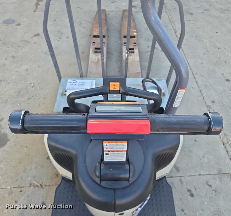 image for item EB1018 Crown PE4500-60 pallet jack