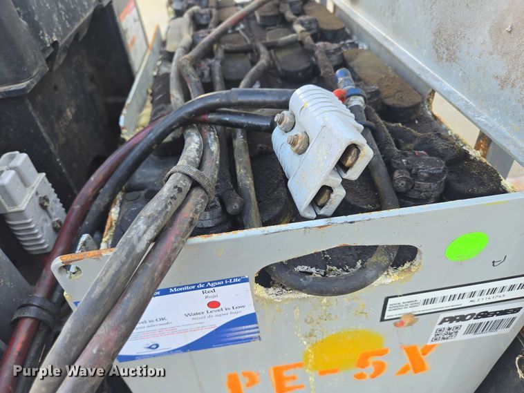 image for item EB1018 Crown PE4500-60 pallet jack