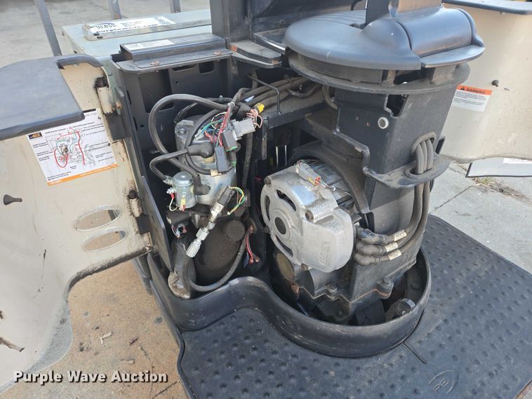 image for item EB1018 Crown PE4500-60 pallet jack