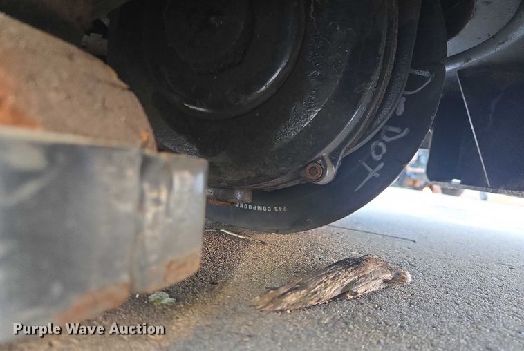 image for item EB1018 Crown PE4500-60 pallet jack