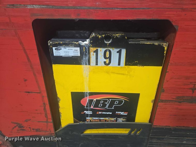 image for item EB1020 Raymond 425-C40QM forklift