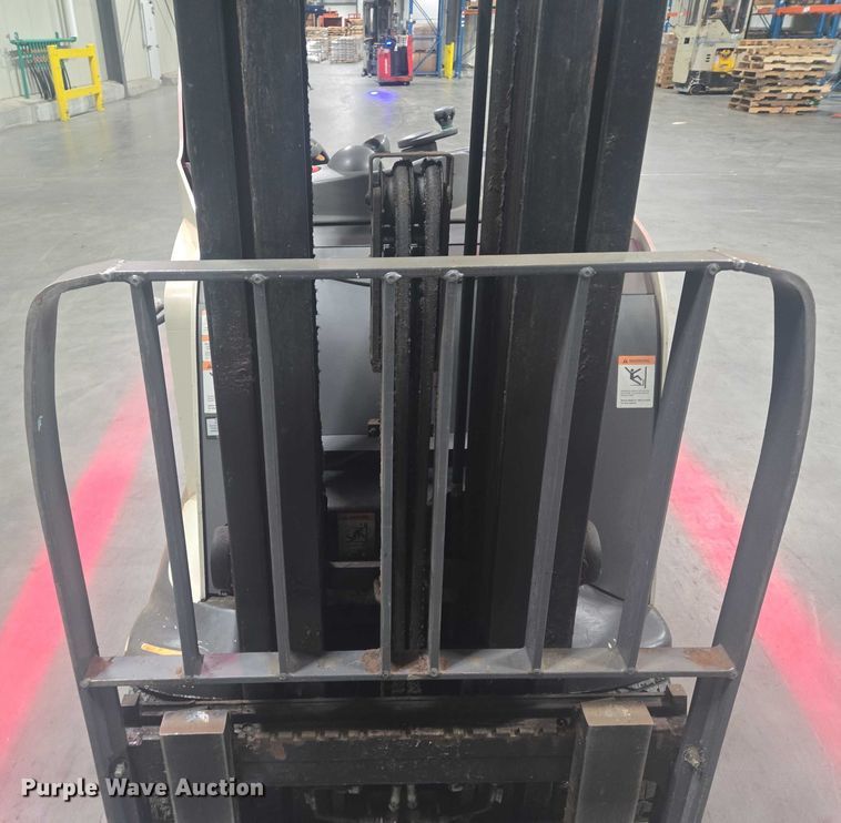 image for item EB1021 Crown RC5545-40 forklift