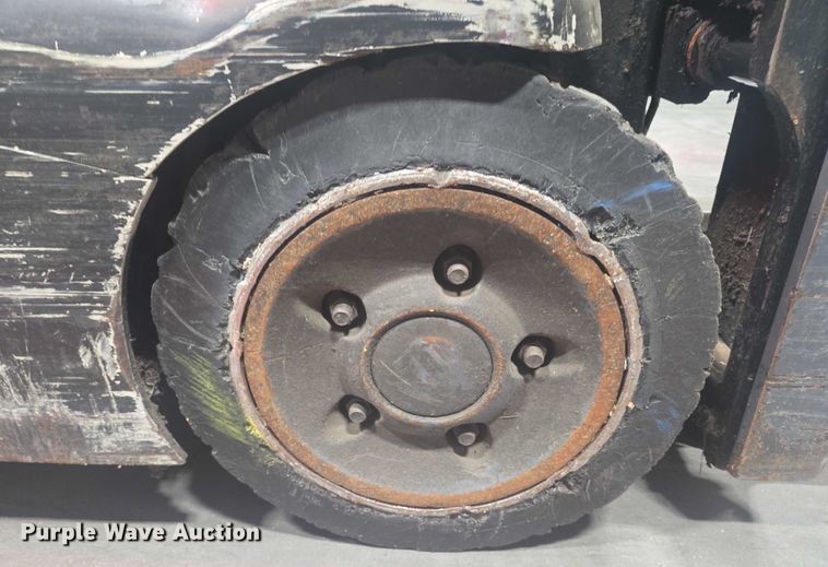 image for item EB1021 Crown RC5545-40 forklift