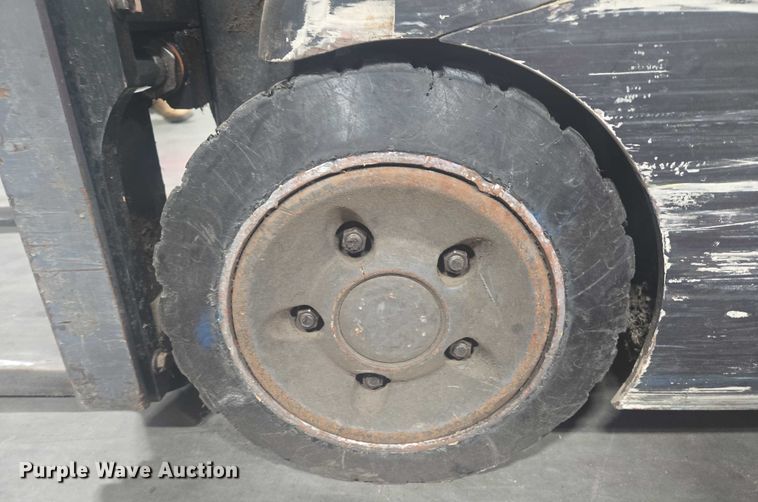 image for item EB1021 Crown RC5545-40 forklift