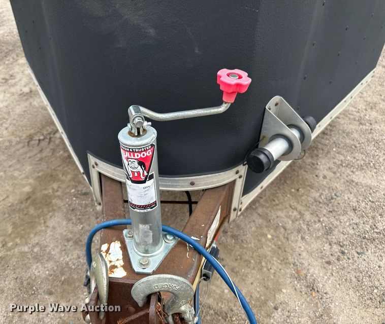 image for item EB2908 2007 Pace V0717TA2 enclosed cargo trailer