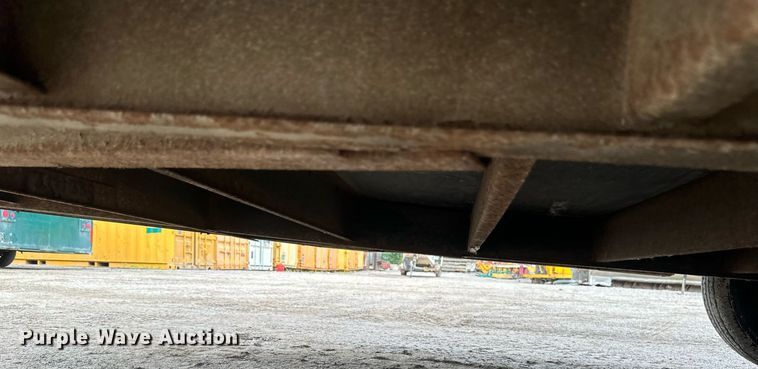 image for item EB2908 2007 Pace V0717TA2 enclosed cargo trailer