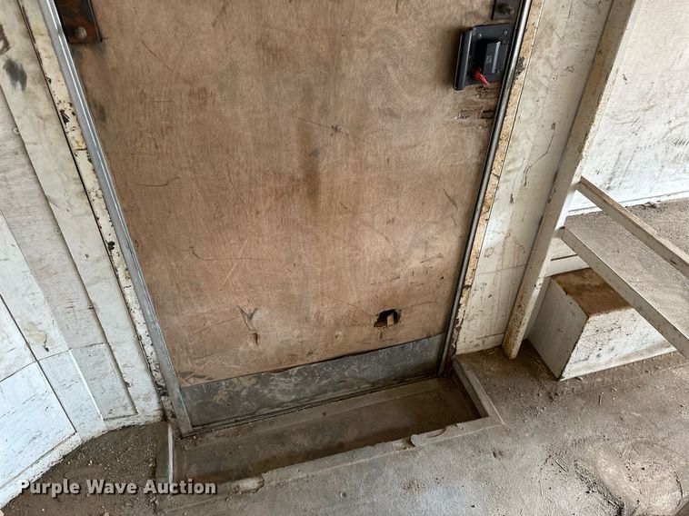 image for item EB2908 2007 Pace V0717TA2 enclosed cargo trailer