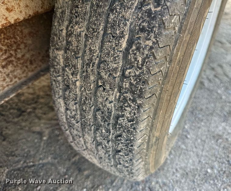 image for item EB2908 2007 Pace V0717TA2 enclosed cargo trailer