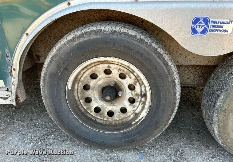 image for item EB2908 2007 Pace V0717TA2 enclosed cargo trailer