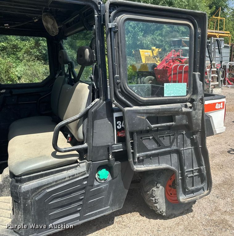 image for item EB2909 2015 Bobcat 3400XL utility vehicle