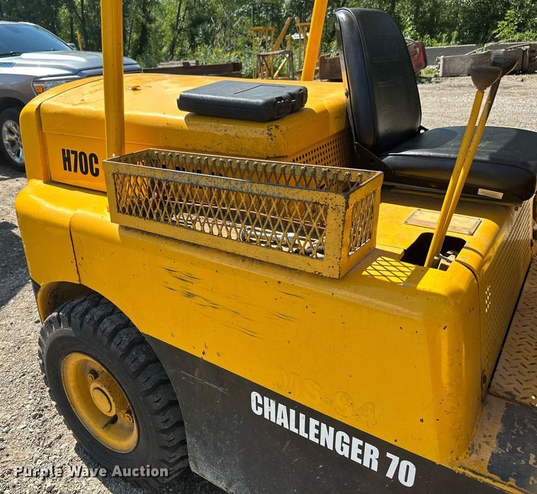 image for item EB2914 Hyster H70C forklift