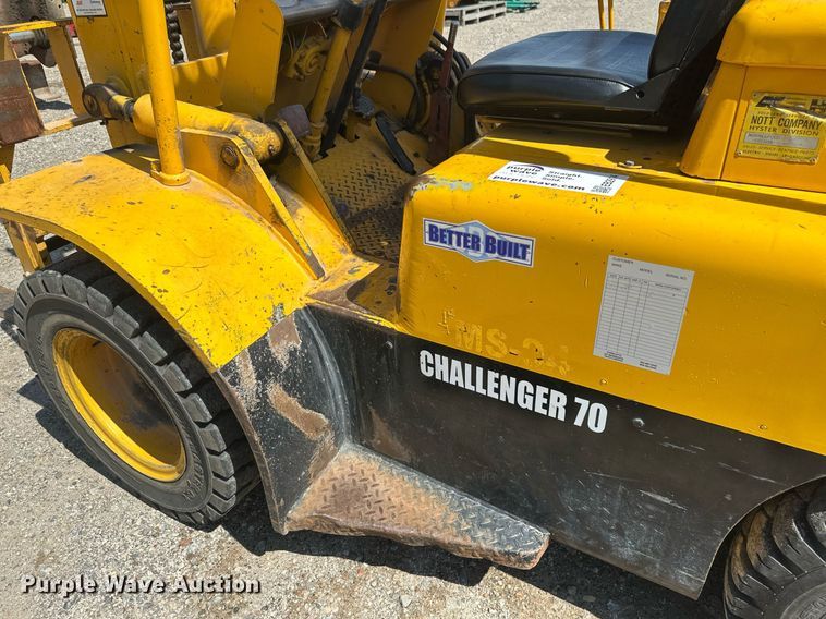 image for item EB2914 Hyster H70C forklift