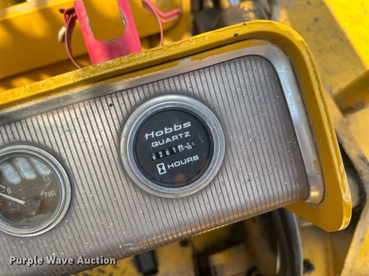 image for item EB2914 Hyster H70C forklift