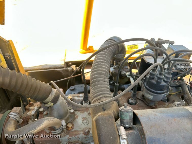 image for item EB2914 Hyster H70C forklift