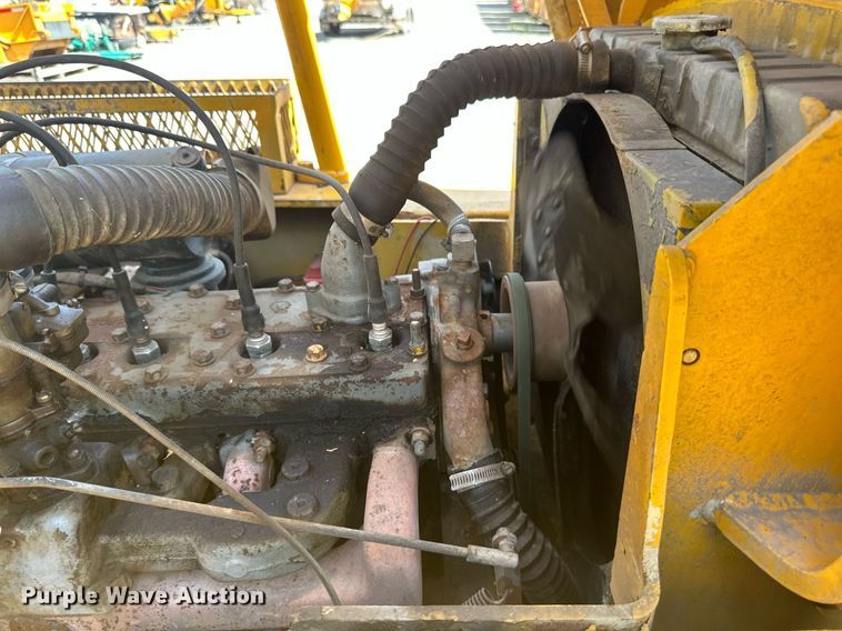 image for item EB2914 Hyster H70C forklift