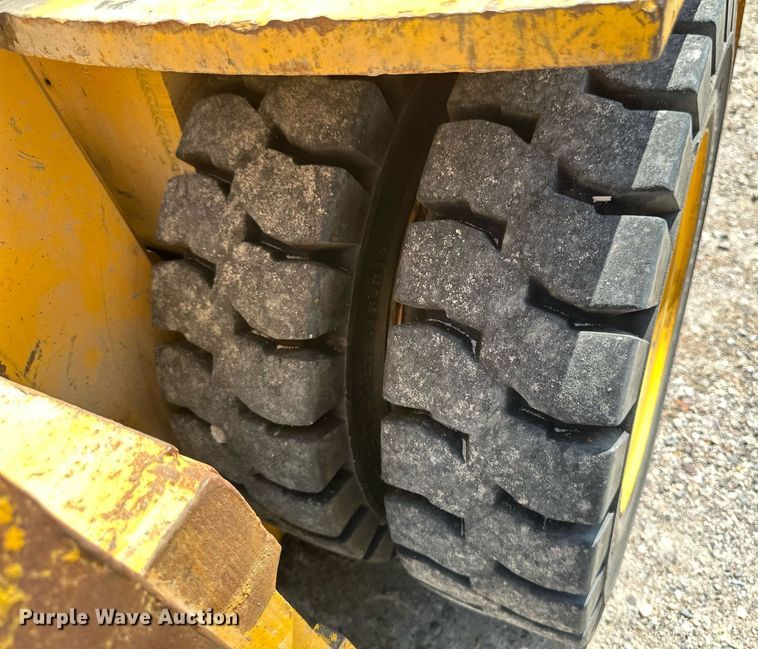 image for item EB2914 Hyster H70C forklift