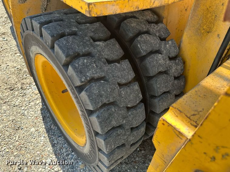 image for item EB2914 Hyster H70C forklift
