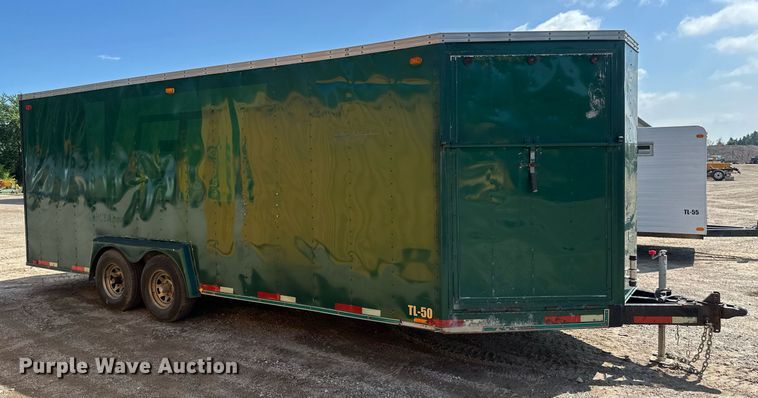 image for item EB2919 1995 Tailwind enclosed cargo trailer