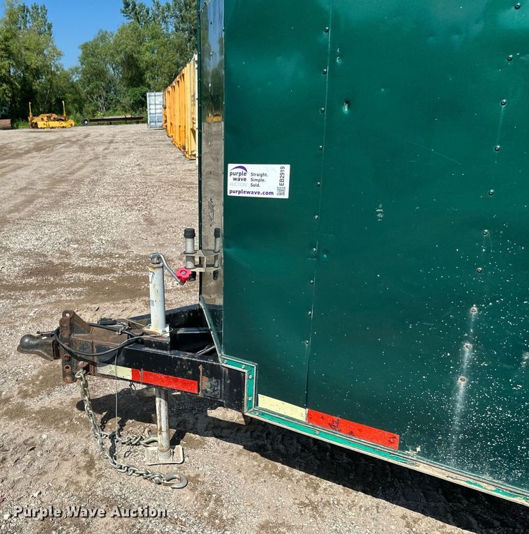 image for item EB2919 1995 Tailwind enclosed cargo trailer