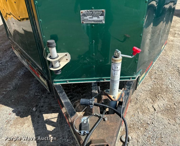 image for item EB2919 1995 Tailwind enclosed cargo trailer