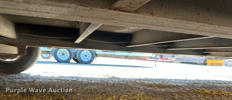 image for item EB2919 1995 Tailwind enclosed cargo trailer