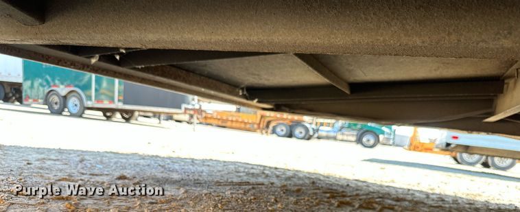 image for item EB2919 1995 Tailwind enclosed cargo trailer