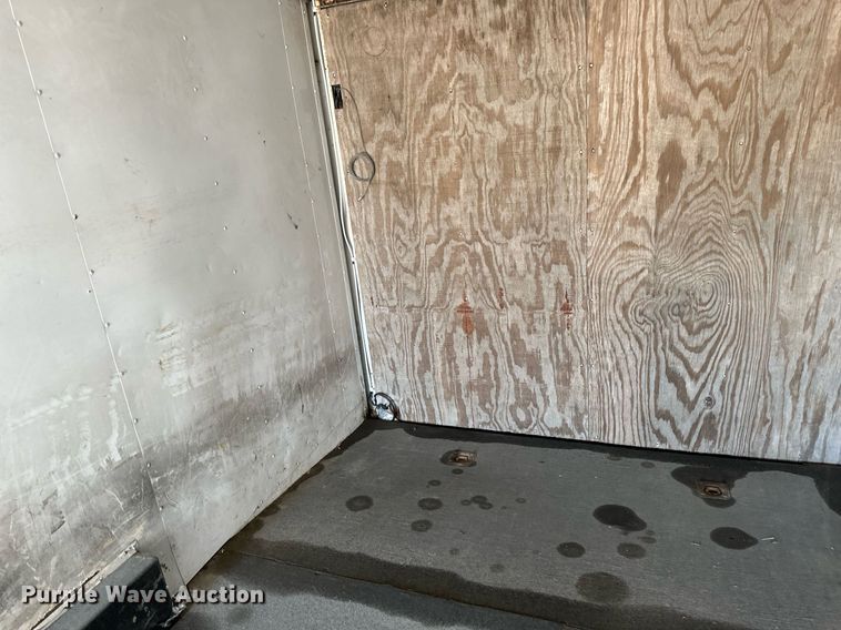 image for item EB2919 1995 Tailwind enclosed cargo trailer
