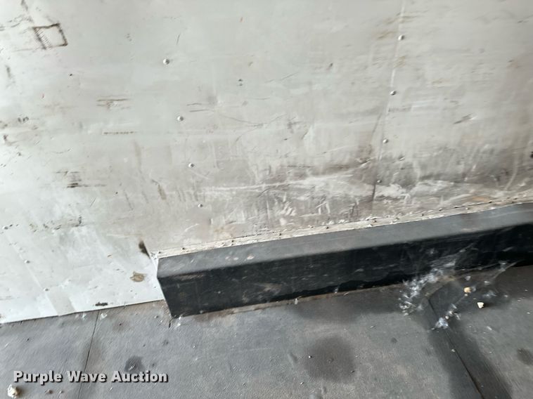 image for item EB2919 1995 Tailwind enclosed cargo trailer