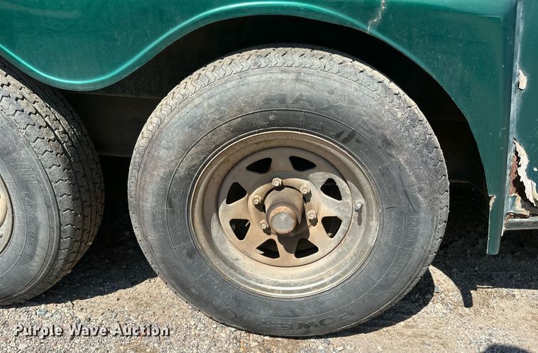 image for item EB2919 1995 Tailwind enclosed cargo trailer