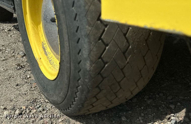 image for item EB2921 Par car Columbia golf cart