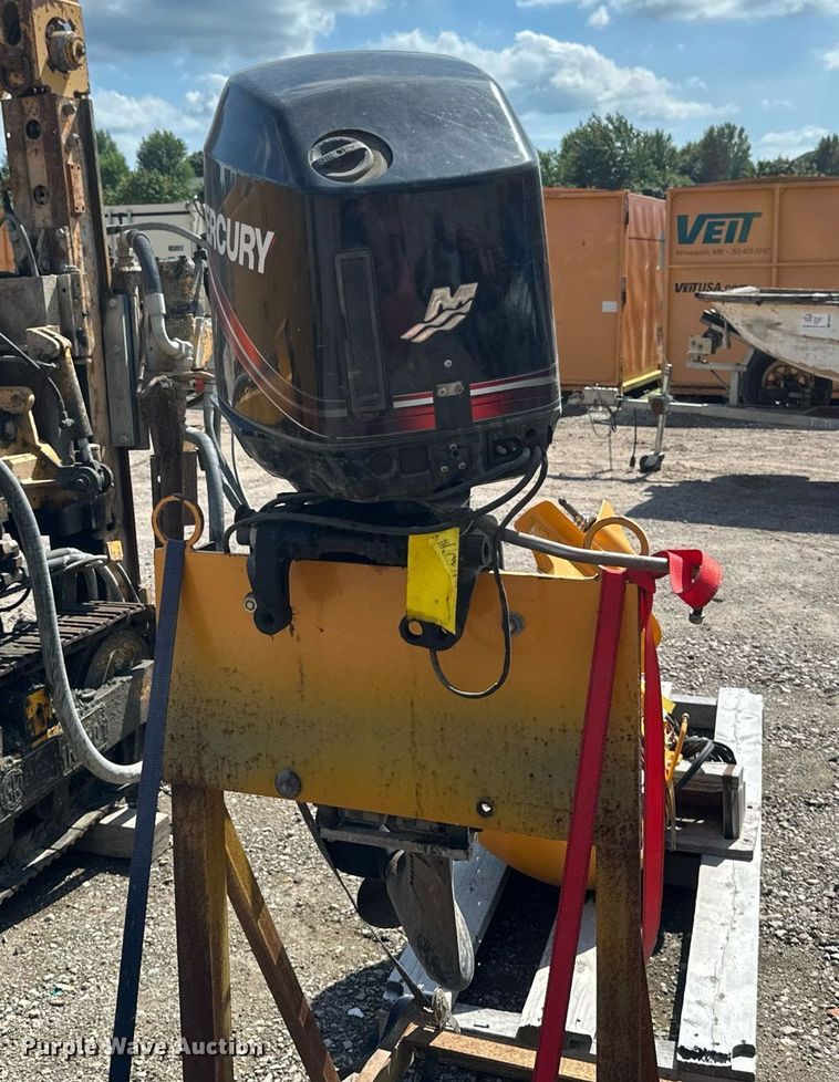 image for item EB2927 Mercury boat engine