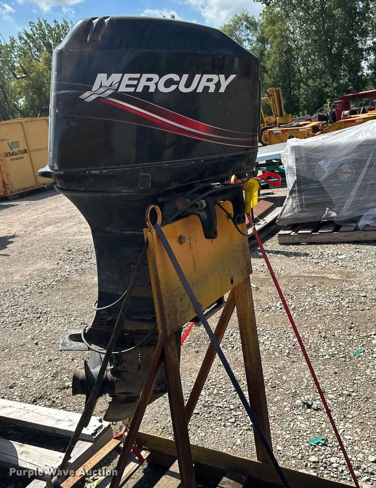 image for item EB2927 Mercury boat engine