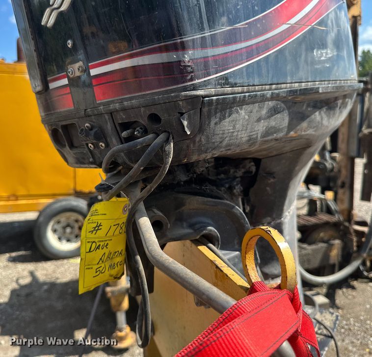 image for item EB2927 Mercury boat engine