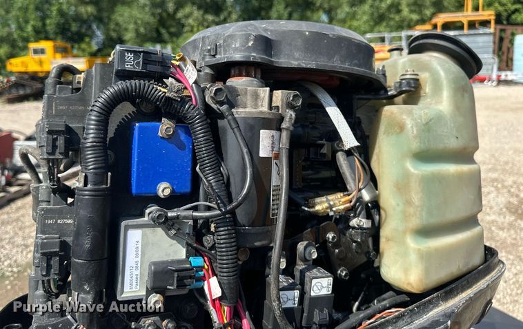 image for item EB2927 Mercury boat engine