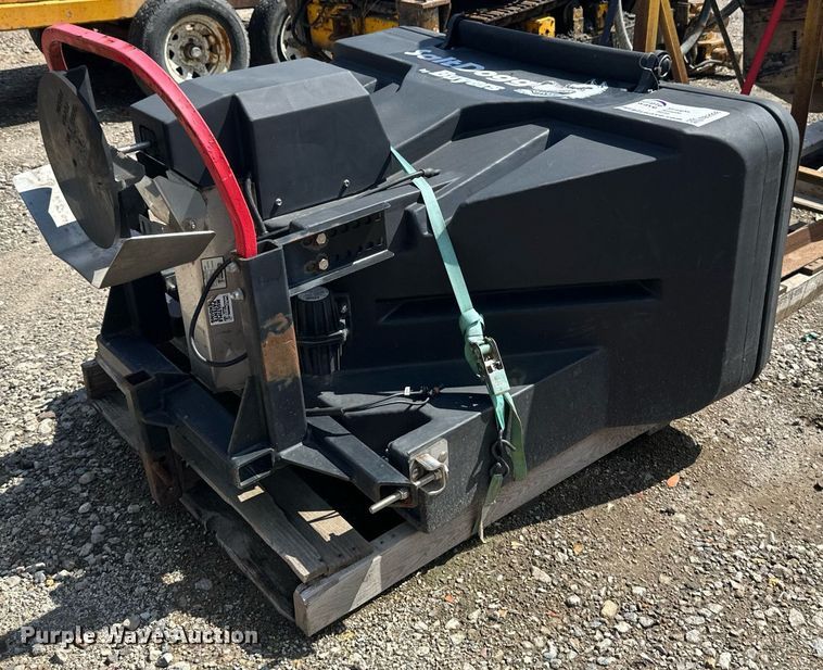 image for item EB2928 Salt Dogg TGS07 spreader