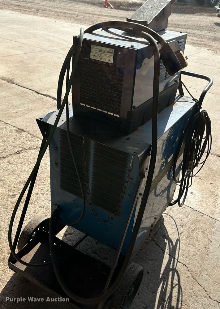 image for item EB2950 Miller Syncrowave 250 welder