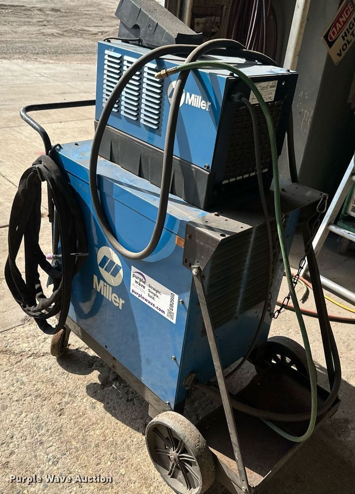 image for item EB2950 Miller Syncrowave 250 welder