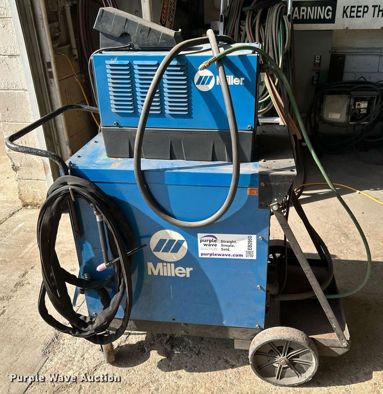 image for item EB2950 Miller Syncrowave 250 welder