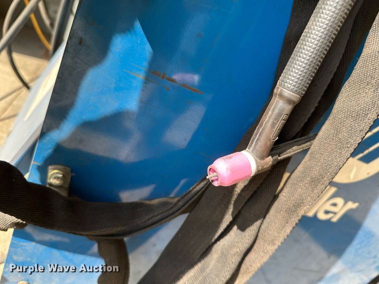 image for item EB2950 Miller Syncrowave 250 welder