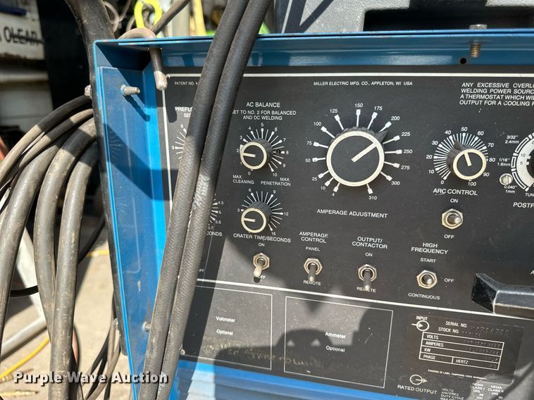 image for item EB2950 Miller Syncrowave 250 welder