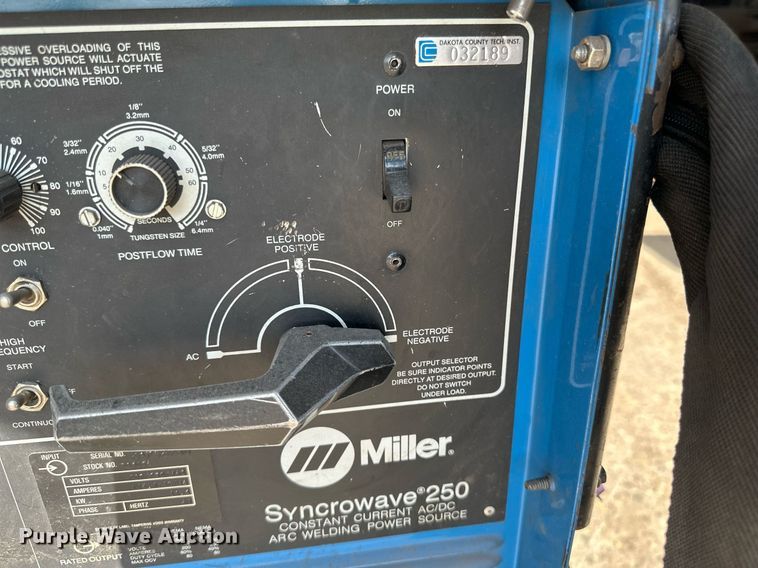 image for item EB2950 Miller Syncrowave 250 welder