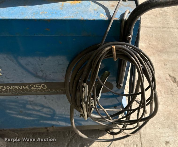 image for item EB2950 Miller Syncrowave 250 welder