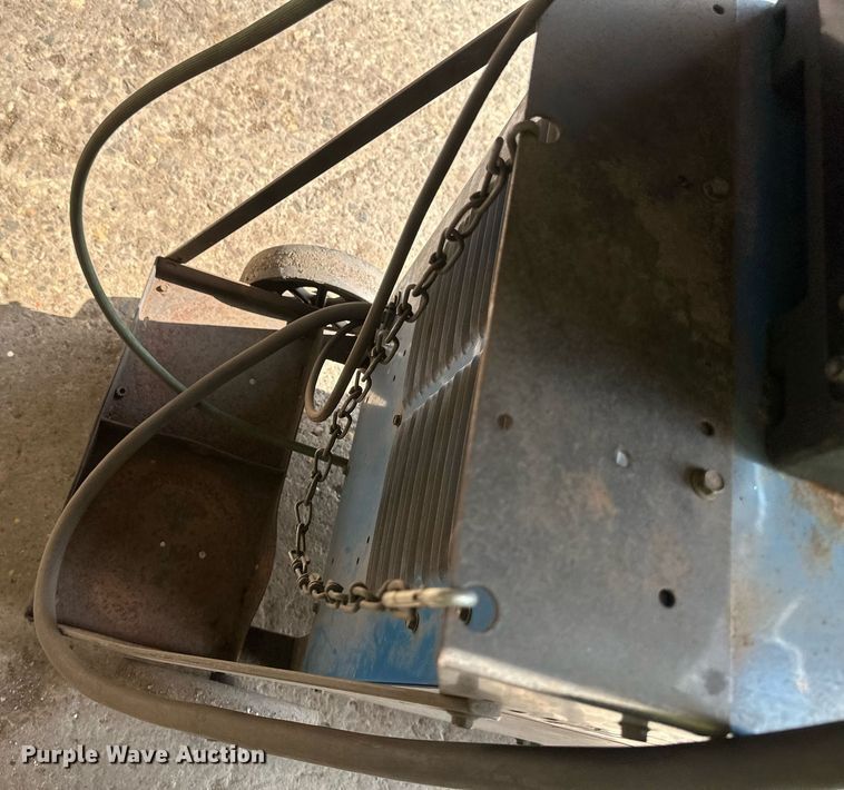 image for item EB2950 Miller Syncrowave 250 welder