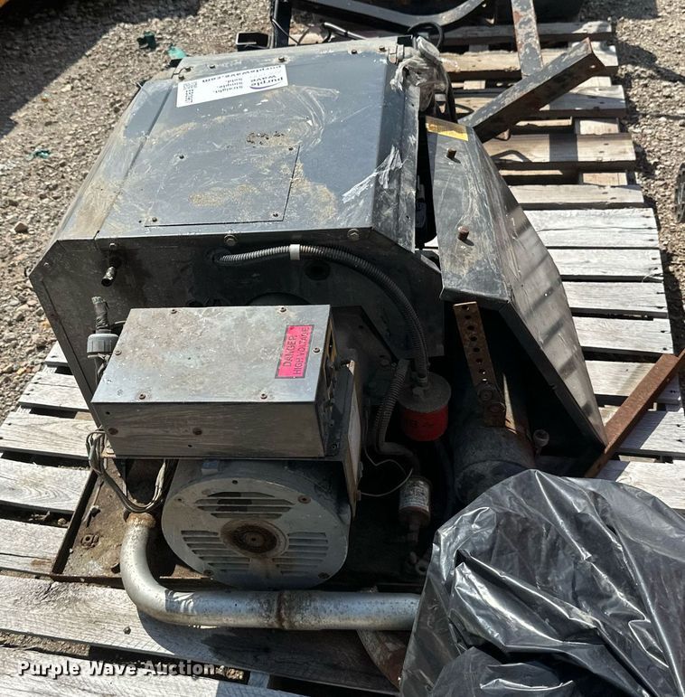 image for item EB2967 Power tech CD8000SI generator